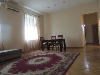 Апартаменты Clock Tower Apartment in Baku Баку Апартаменты с балконом-16