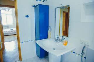 Апартаменты Clock Tower Apartment in Baku Баку Апартаменты с балконом-47