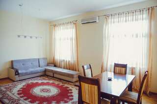 Апартаменты Clock Tower Apartment in Baku Баку Апартаменты с балконом-54