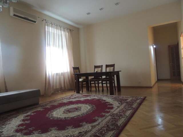 Апартаменты Clock Tower Apartment in Baku Баку-30